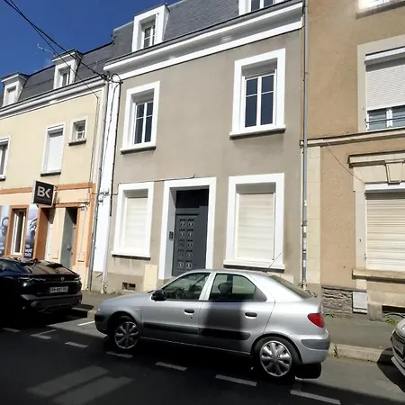 Apartment Elegant & Tres Calme - Centre - Gare A Pied