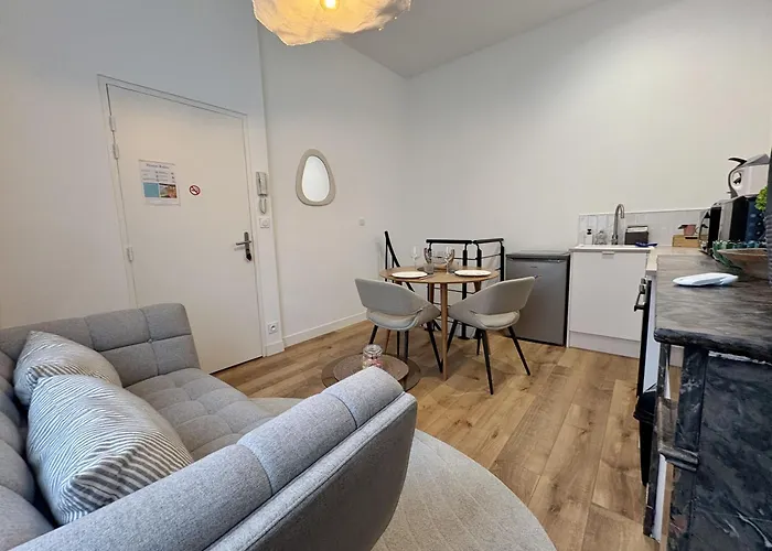 Elegante En Souplex - Gare & Centre A Pied Apartment *